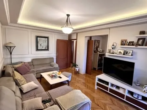 Prodaja, dvosoban stan, 85m², Centar, Bar - image 2