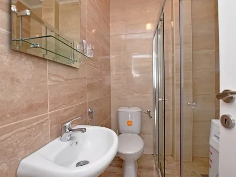 Izdavanje, jednosoban stan, 45m², Igalo, Herceg Novi - image 8