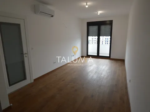 Sale, two bedroom apartment, 76m², Tološi, Podgorica