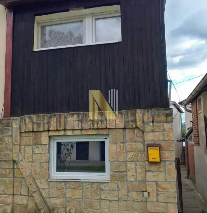 Sale, house, 20m², Kamenjar, Novi Sad Sve Podlokacije