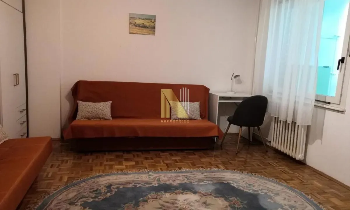 Izdavanje, dvosoban stan, 51m², Bulevar Oslobodjenja, Novi Sad Sve Podlokacije