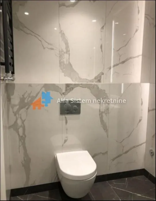 Izdavanje, dvosoban stan, 54m², Savski Venac, Beograd