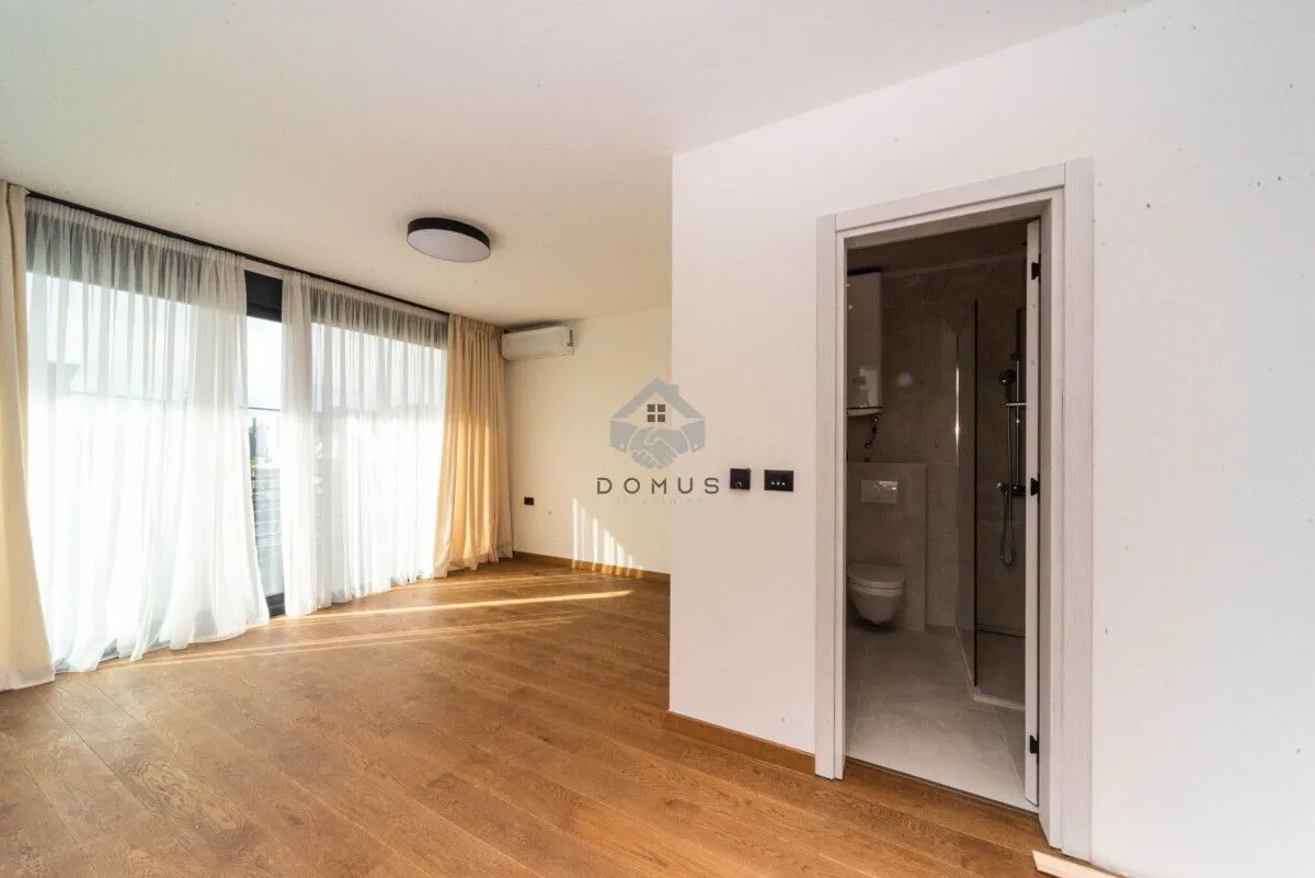 Rent, house, 225m², Gornja Gorica, Podgorica