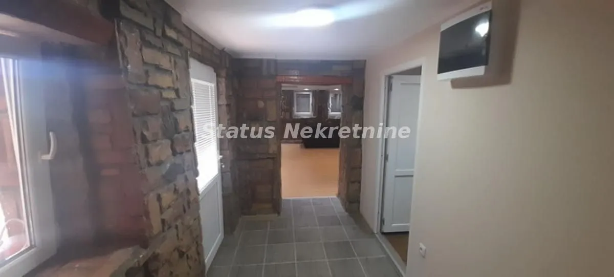 Prodaja, kuća, 137m², Titel, Novi Sad