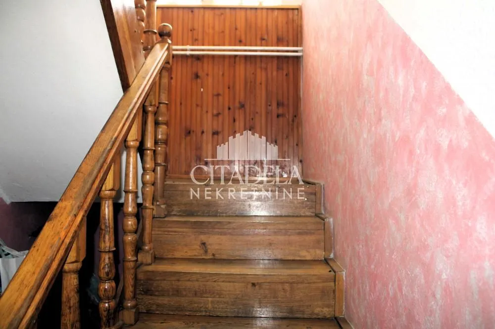 Sale, house, 188m², Meljak, Barajevo