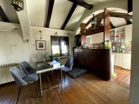 Prodaja, kuća, 402m², Zemun Kalvarija, Zemun Sve Podlokacije - image 9