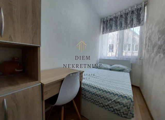 Prodaja, dvosoban stan, 48m², Dobrota, Kotor