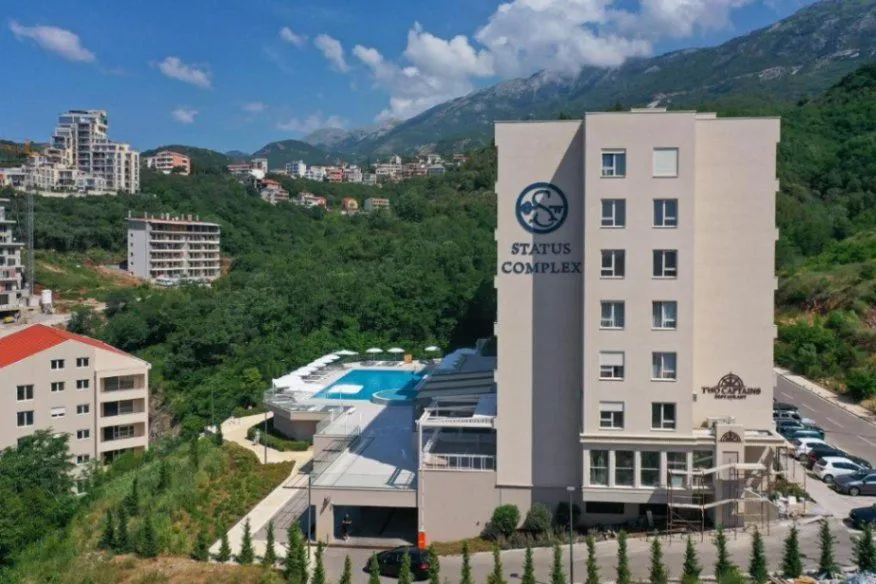 Izdavanje, dvosoban stan, 67m², Bečići, Budva