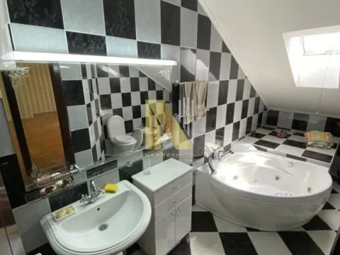 Prodaja, trosoban stan, 100m², Sajmište, Novi Sad - image 10