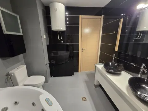 Prodaja, trosoban stan, 120m², Gorica C, Podgorica - image 7