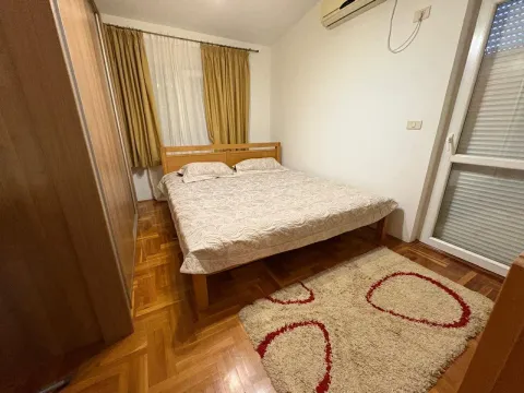 Izdavanje, dvosoban stan, 98m², Centar, Bar - image 7