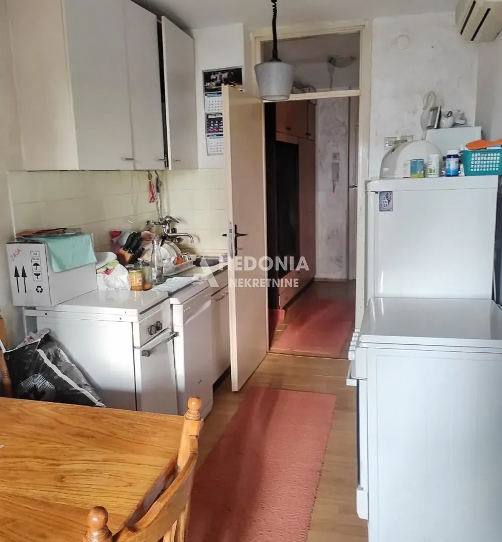 Sale, two bedroom apartment, 62m², Novi Beograd Blok 70, Novi Beograd Sve Podlokacije
