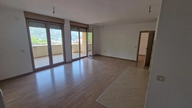 Prodaja, dvosoban stan, 105m², Bečići, Budva