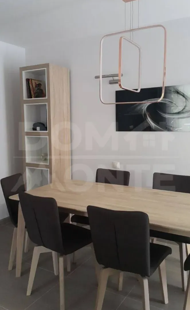 Rent, three bedroom apartment, 110m², Tivat, Crna Gora