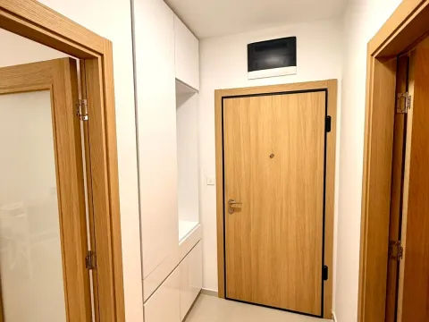 Rent, one bedroom apartment, 48m², City Kvart, Podgorica - image 5