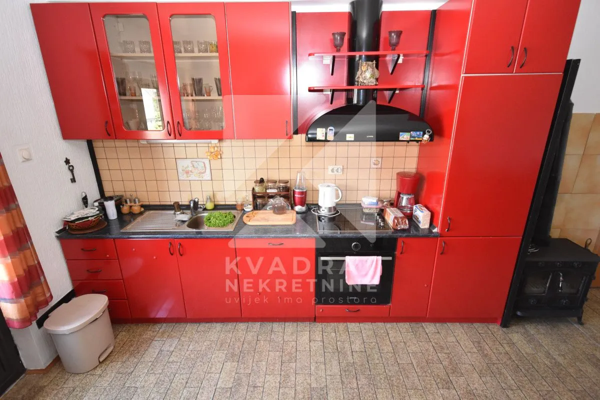 Prodaja, kuća, 320m², Murtovina, Podgorica