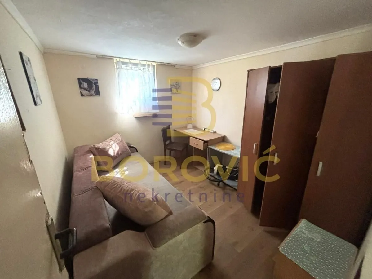 Rent, three bedroom apartment, 54m², Karaburma, Palilula Sve Podlokacije