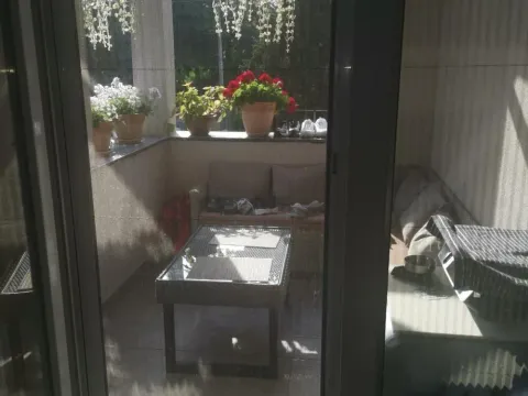 Prodaja, četvorosoban stan, 135m², Zemun Cara Dušana, Zemun Sve Podlokacije - image 18