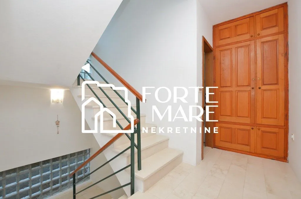 Prodaja, kuća, 150m², Zelenika, Herceg Novi