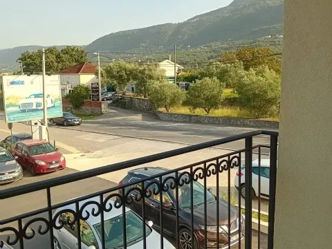 Rent, one bedroom apartment, 49m², Radanovići, Kotor - image 8