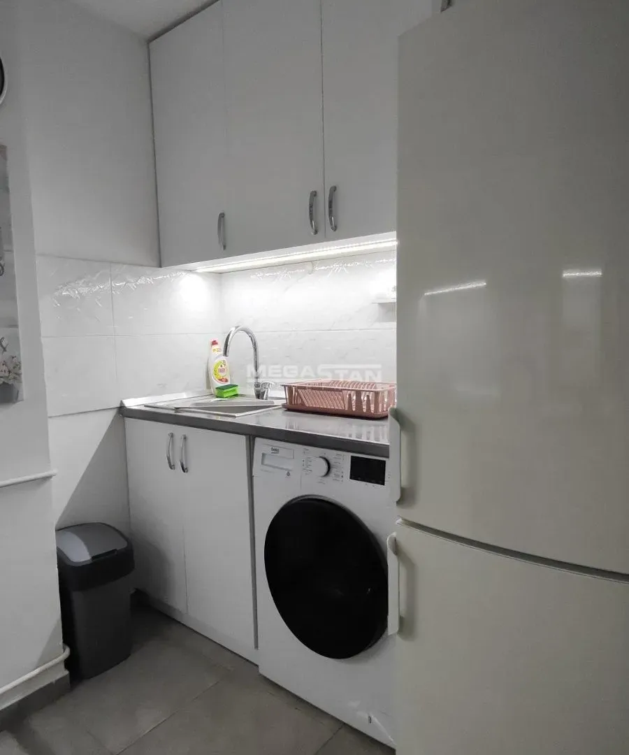Rent, two bedroom apartment, 51m², Novi Beograd Blok 61, Novi Beograd Sve Podlokacije