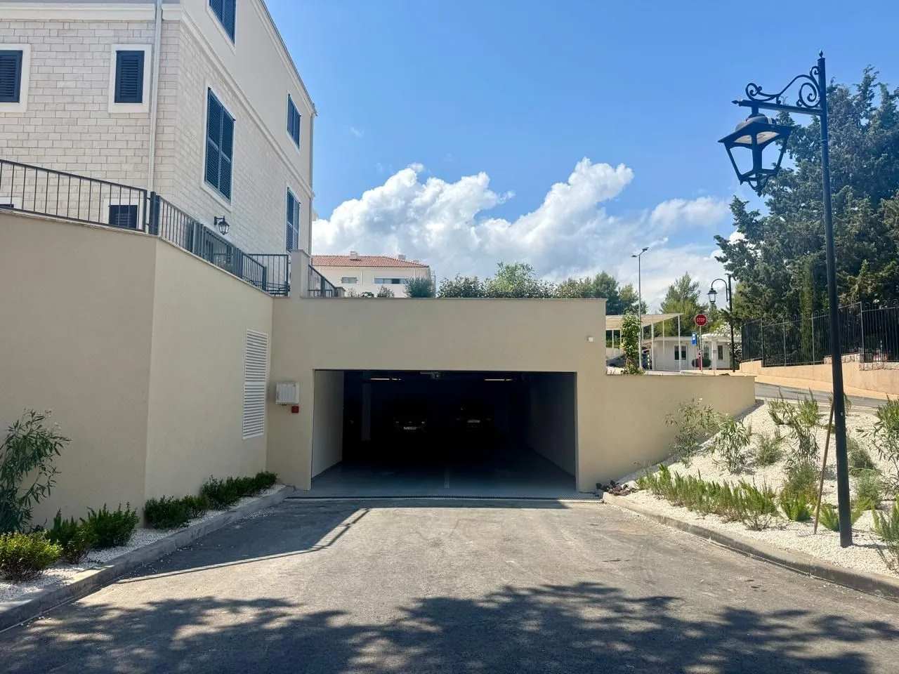 Rent, three bedroom apartment, 186m², Luštica Bay, Tivat
