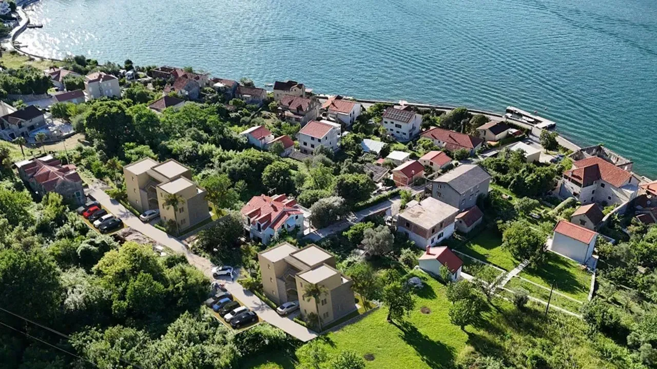 Sale, one bedroom apartment, 57m², Stoliv, Kotor