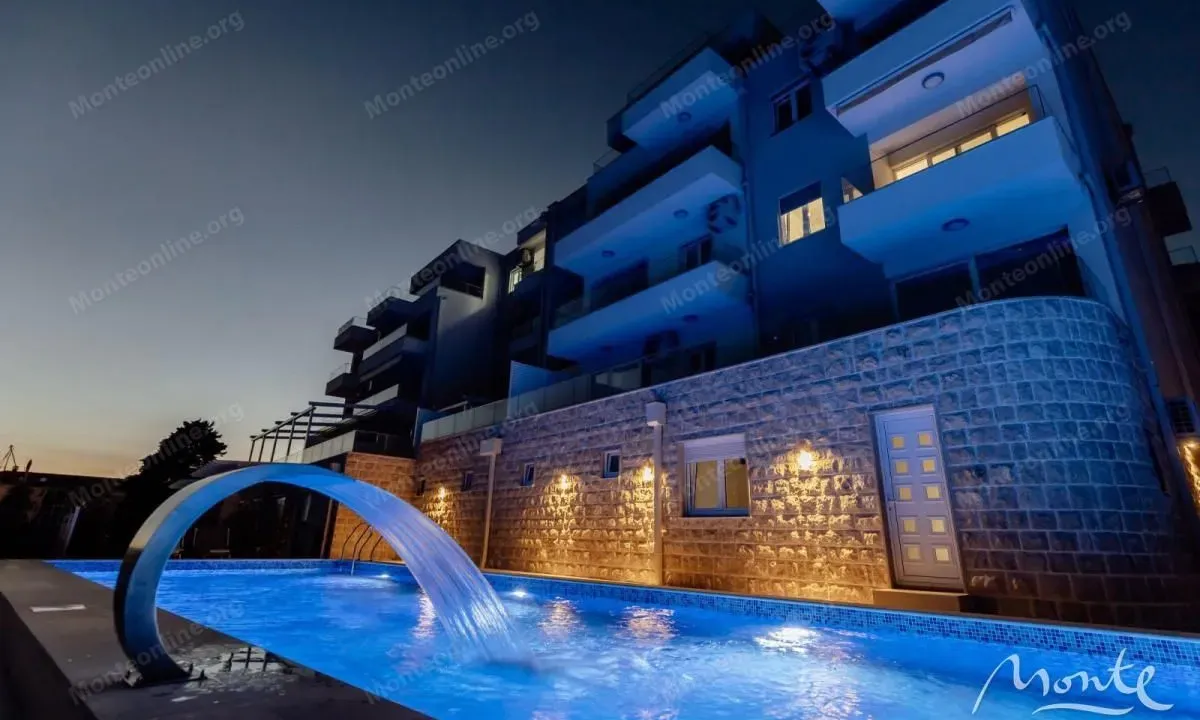 Sale, two bedroom apartment, 138m², Baošići, Herceg Novi