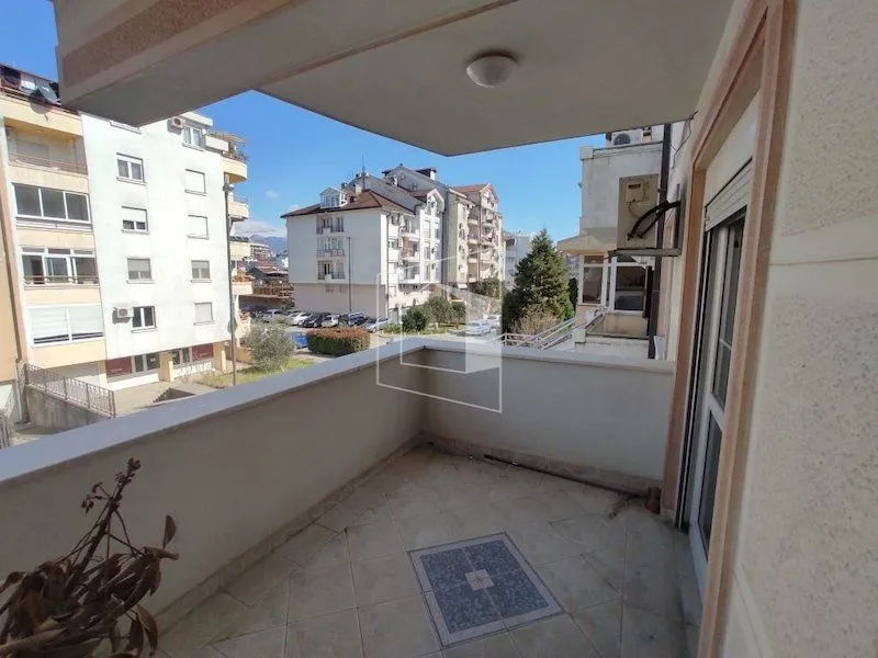 Rent, office space, 150m², Stara Varoš, Podgorica