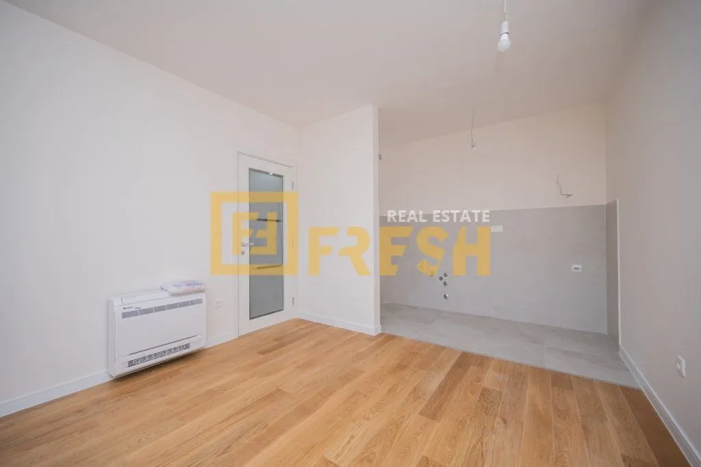 Rent, two bedroom apartment, 72m², City Kvart, Podgorica