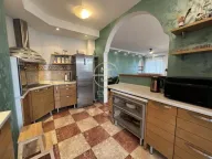 Izdavanje, četvorosoban stan, 130m², Centar, Novi Sad - image 10