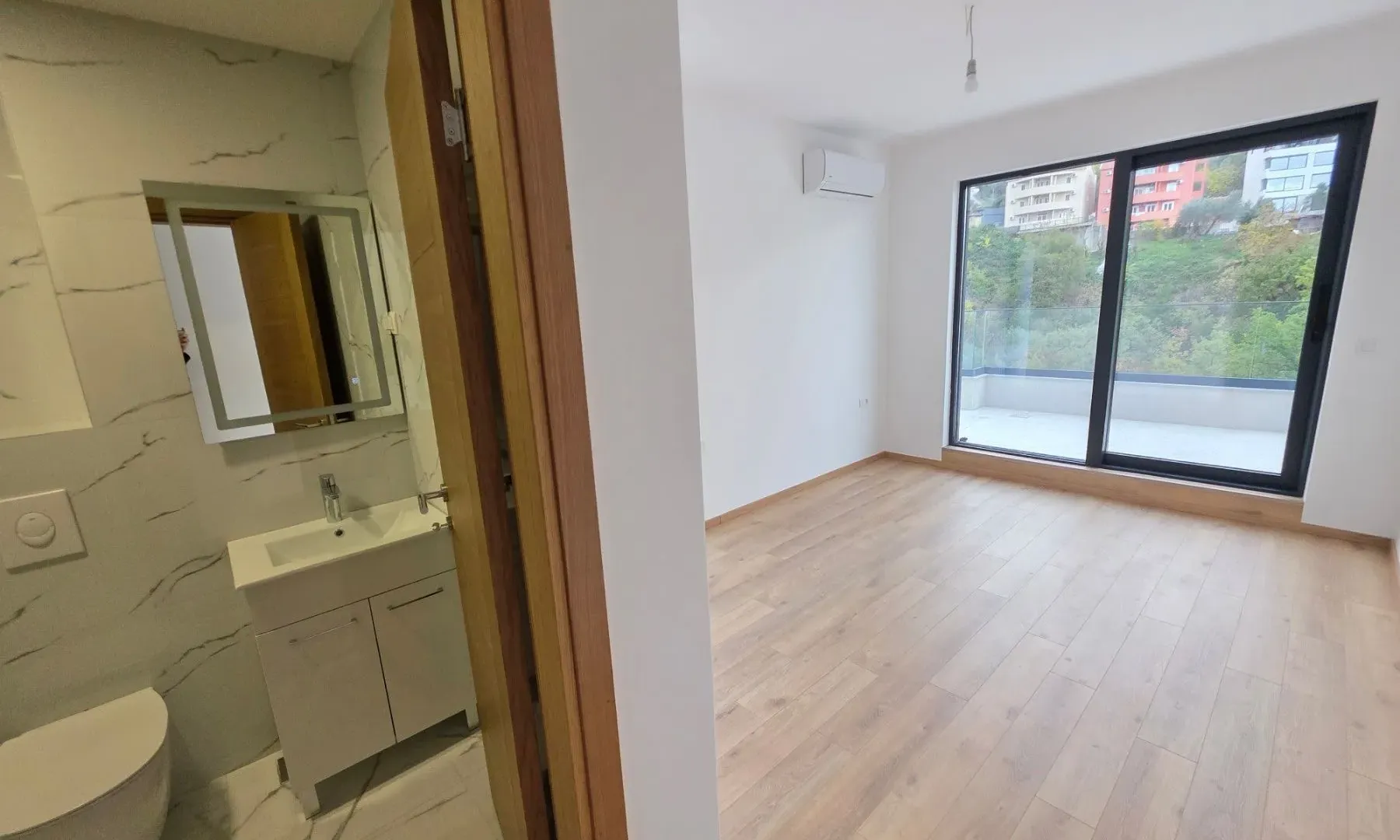 Prodaja, dvosoban stan, 162m², Kamenovo, Budva