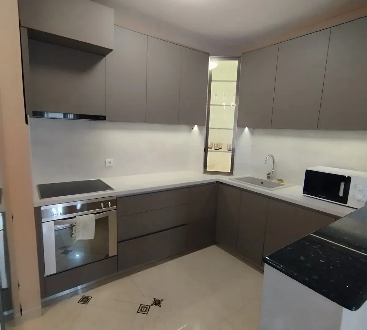 Rent, apartment, 94m², Vezirov Most, Podgorica