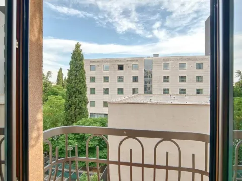 Izdavanje, dvosoban stan, 90m², Podgorica, Crna Gora - image 22