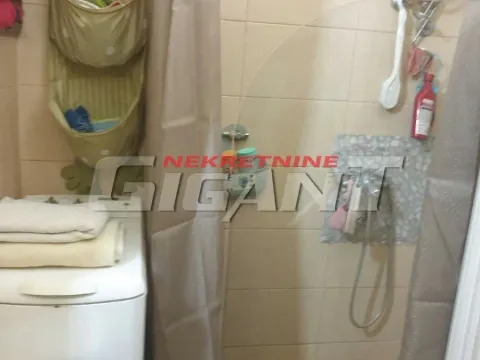 Prodaja, trosoban stan, 92m², Skadarlija, Beograd - image 12