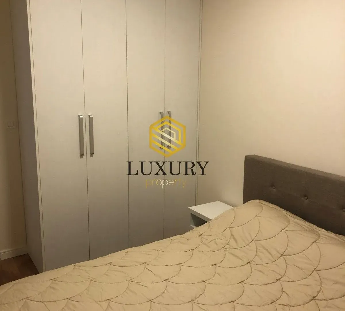 Izdavanje, jednosoban stan, 47m², Central Point, Podgorica