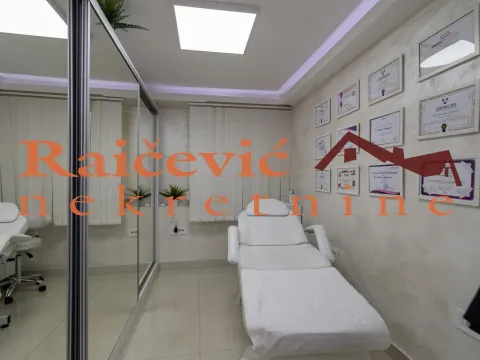 Prodaja, poslovni prostor, 57m², Kalenić Pijaca, Vračar Sve Podlokacije - image 11