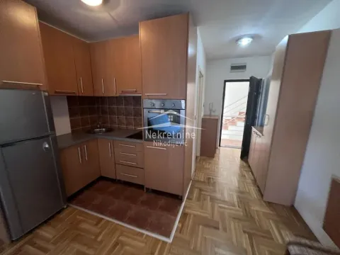 Prodaja, stan, 28m², Petlovo Brdo, Beograd - image 4