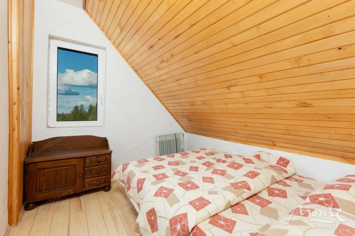Prodaja, kuća, 200m², Žabljak, Crna Gora