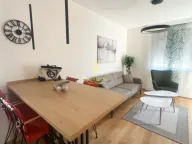 Izdavanje, dvosoban stan, 55m², New City, Podgorica - image 10