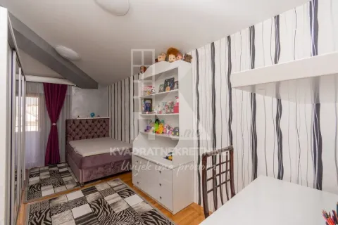 Izdavanje, kuća, 600m², Zeta, Podgorica - image 13