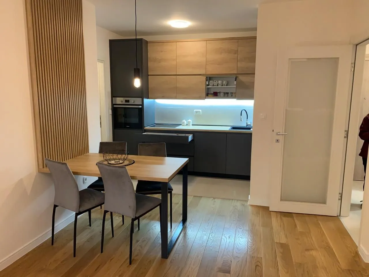 Rent, apartment, 53m², Central Point, Podgorica