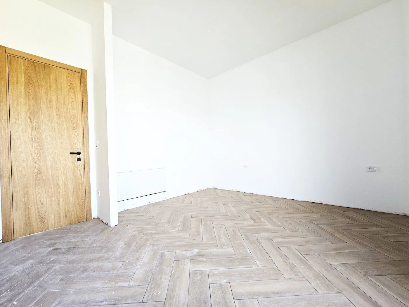 Rent, house, 434m², Farmaci, Podgorica