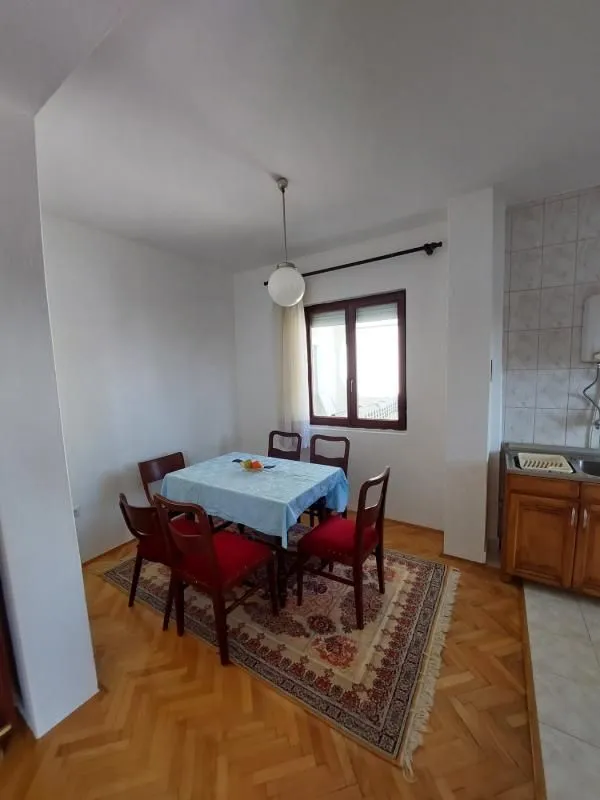 Rent, three bedroom apartment, 91m², Šušanj, Bar