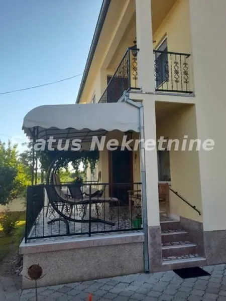 Prodaja, kuća, 194m², Šid, Srbija