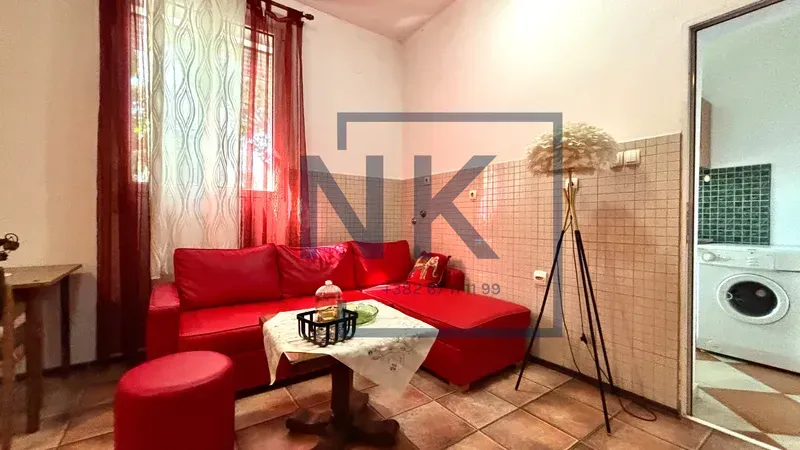 Izdavanje, garsonjera, 30m², Tološi, Podgorica