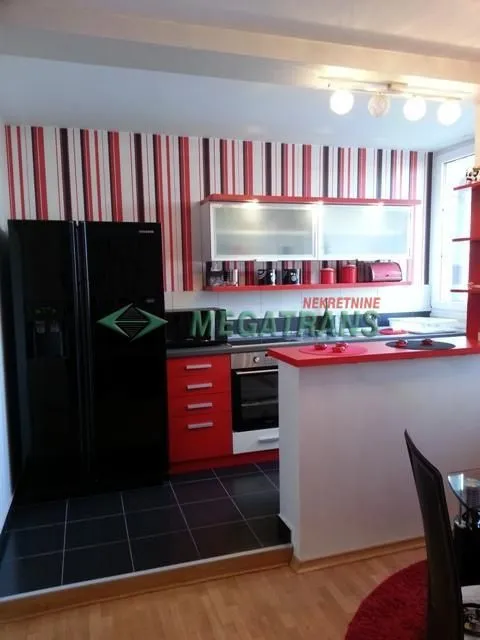 Rent, four bedroom apartment, 100m², Centar, Novi Sad