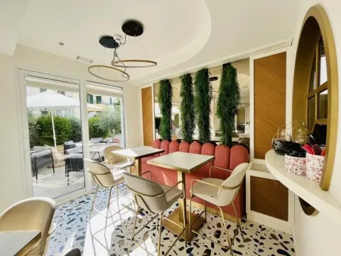 Prodaja, kuća, 430m², Budva, Crna Gora - image 1