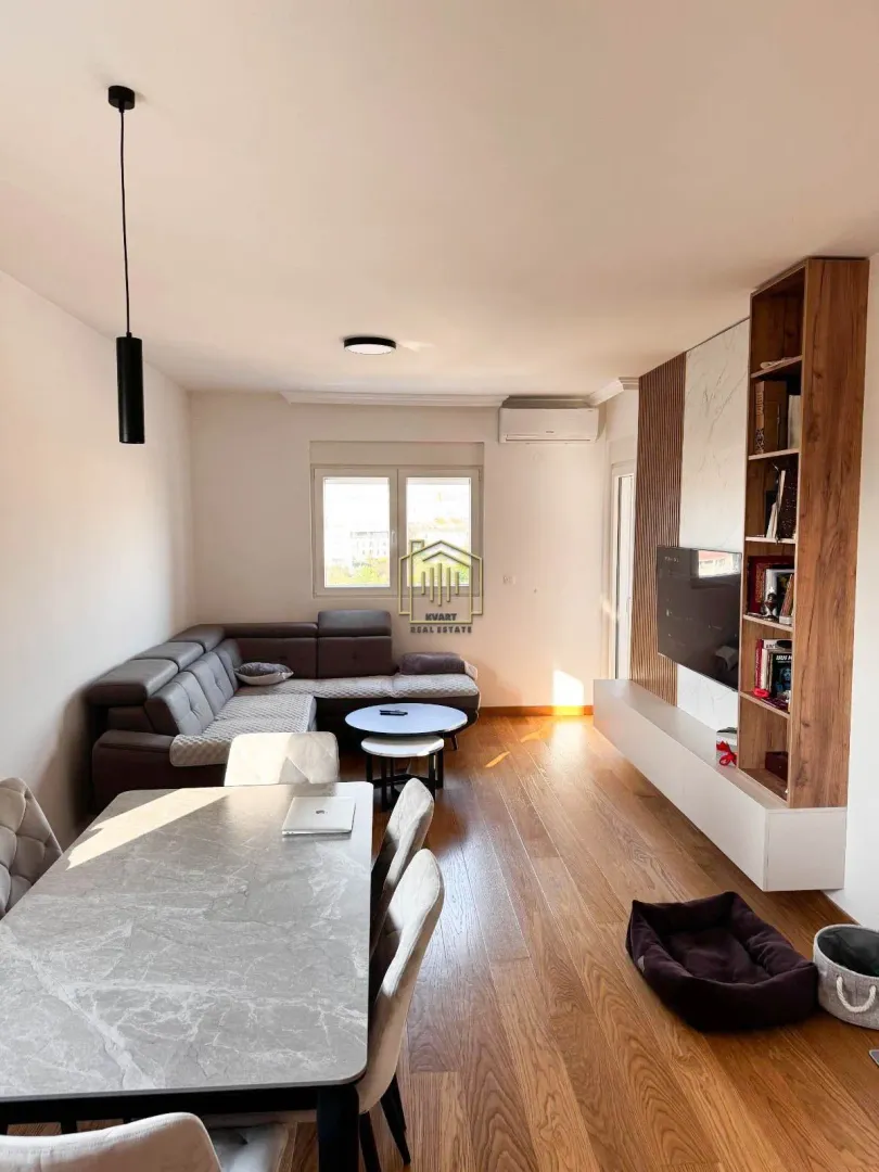 Prodaja, dvosoban stan, 72m², New City, Podgorica