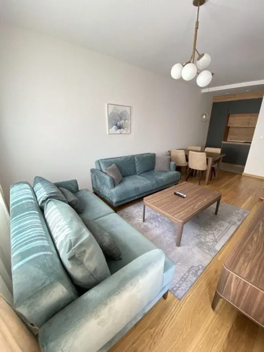 Izdavanje, jednosoban stan, 50m², City Kvart, Podgorica